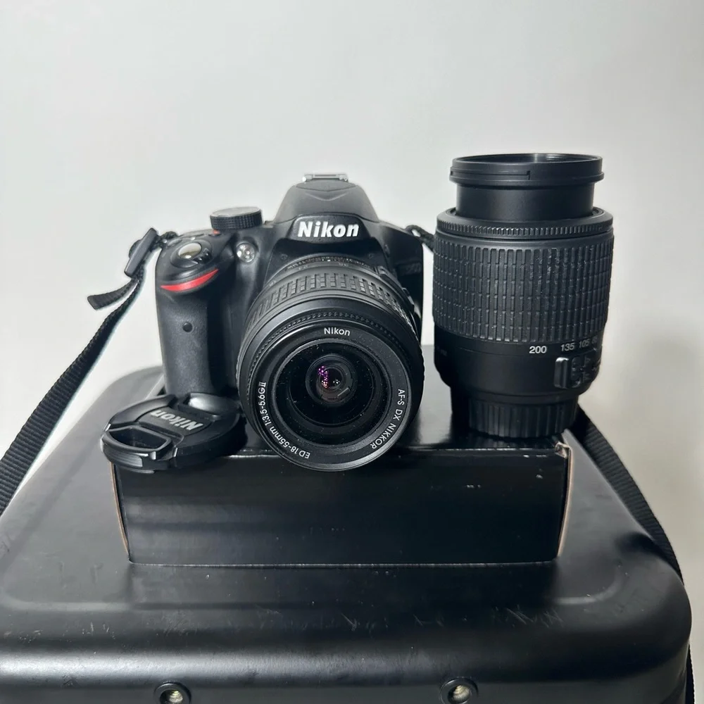 Nikon - D3200 Camera photo & Video Kit / Af-s Dx Zoom-Nikkor 18-55mm f/3.5-5.6G